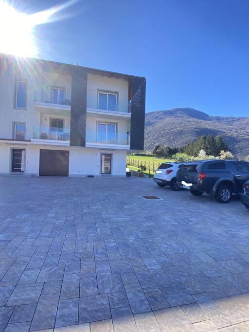 Il Giardino Dei Ciliegi Apartment Colico Exterior photo