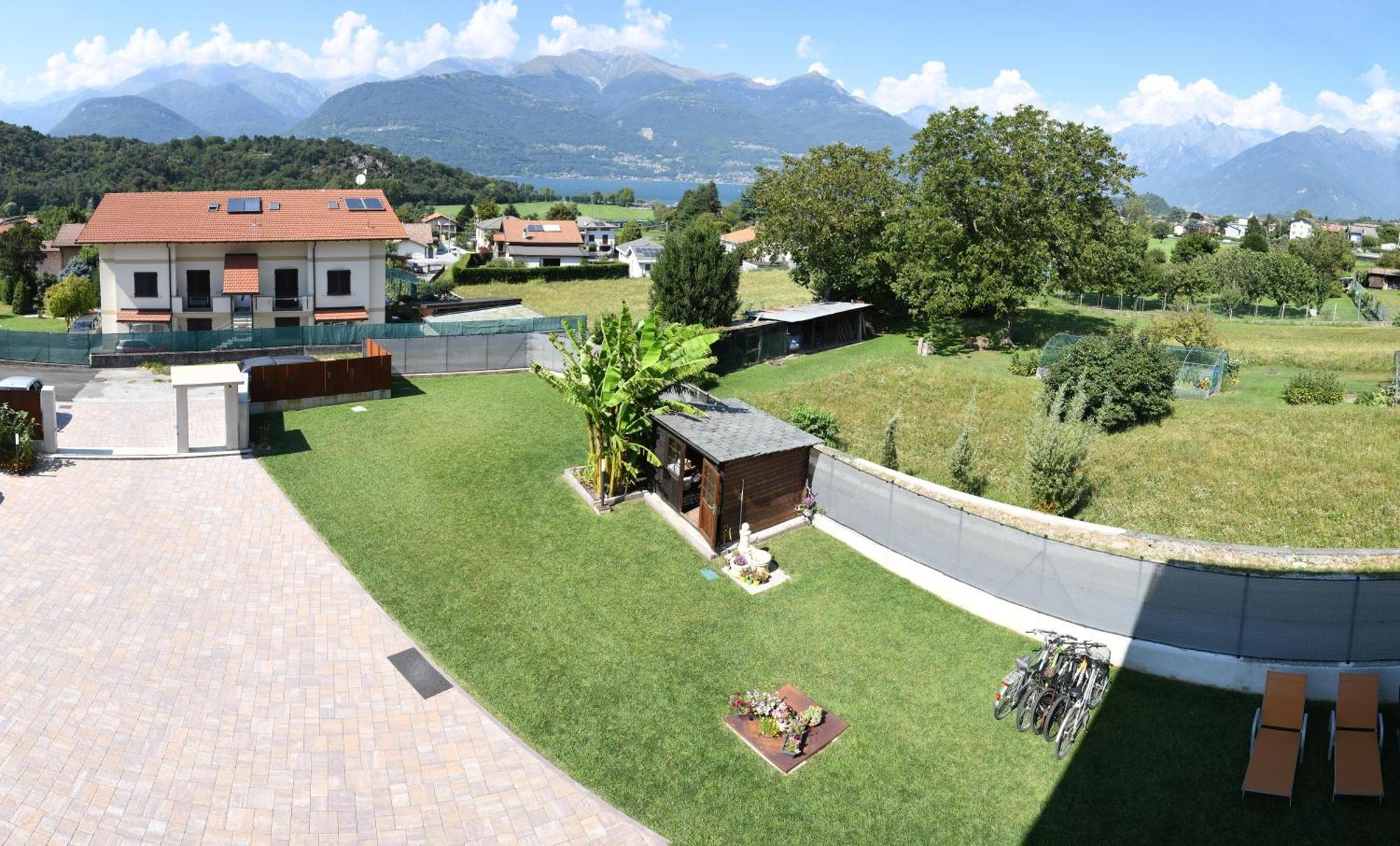 Il Giardino Dei Ciliegi Apartment Colico Exterior photo