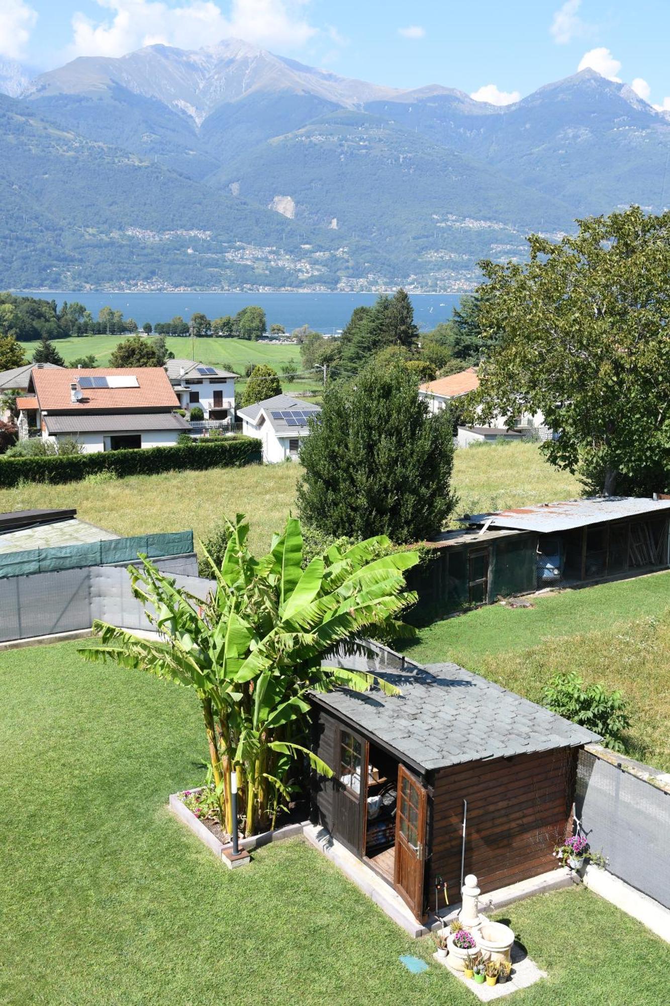 Il Giardino Dei Ciliegi Apartment Colico Exterior photo